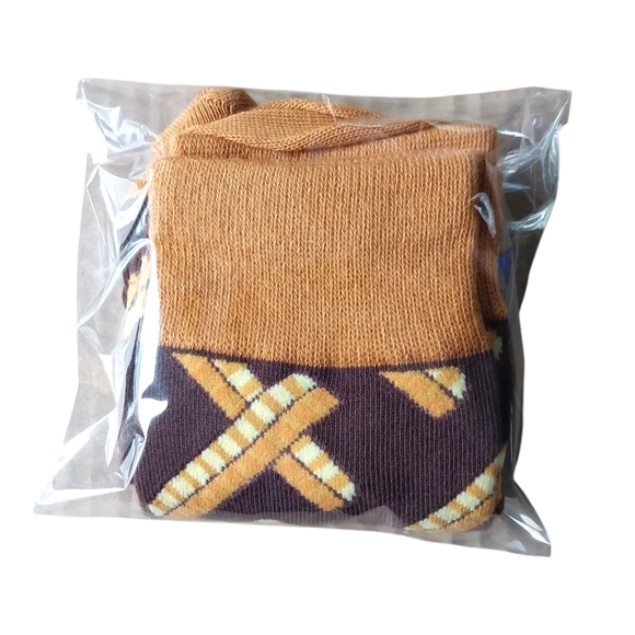 Free with purchase! Floor Play Socks Crinkle Cut Fries - Picture 7 of 8